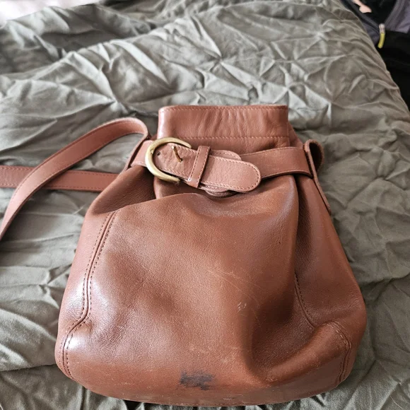 VTG COACH Brown Leather Crossbody Bucket Bag - Picture 1 of 7